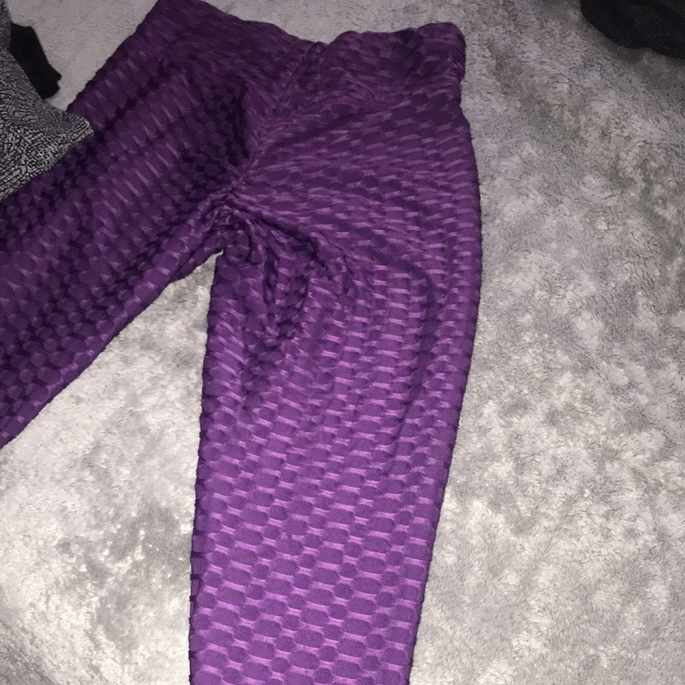 Scrunch butt leggings